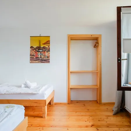 Διαμέρισμα Vrhouc *