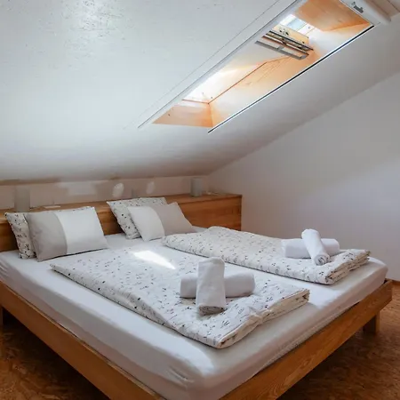 Vrhouc Apartment Tolmin